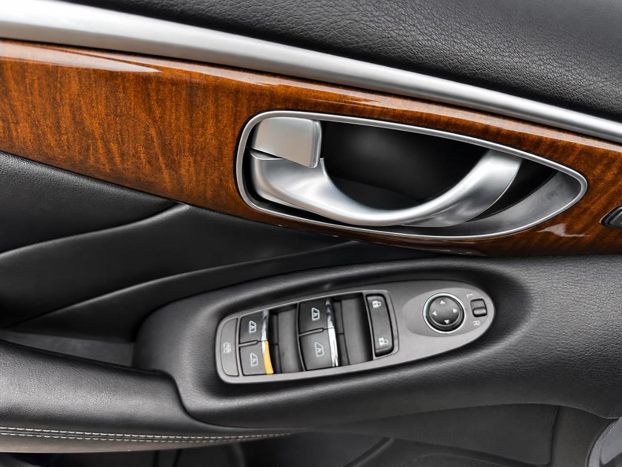 Infiniti Q50 Premium 2014