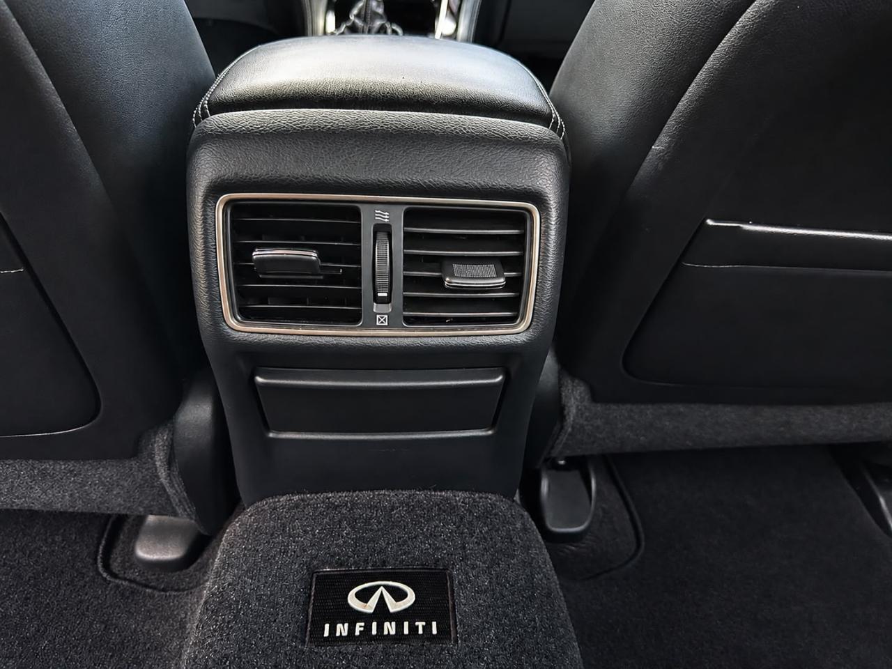 Infiniti Q50 Premium 2014
