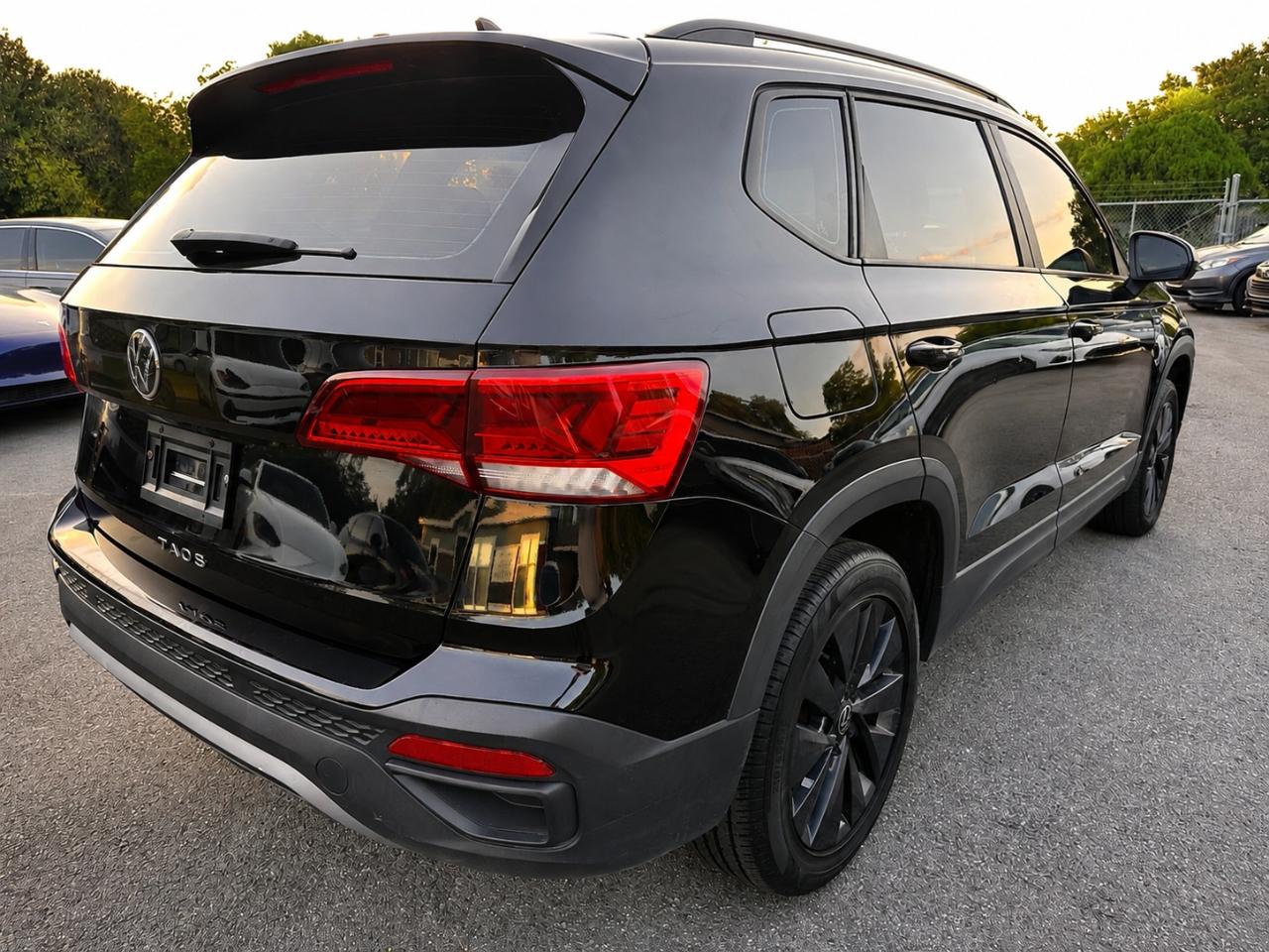 Volkswagen Taos S 2022