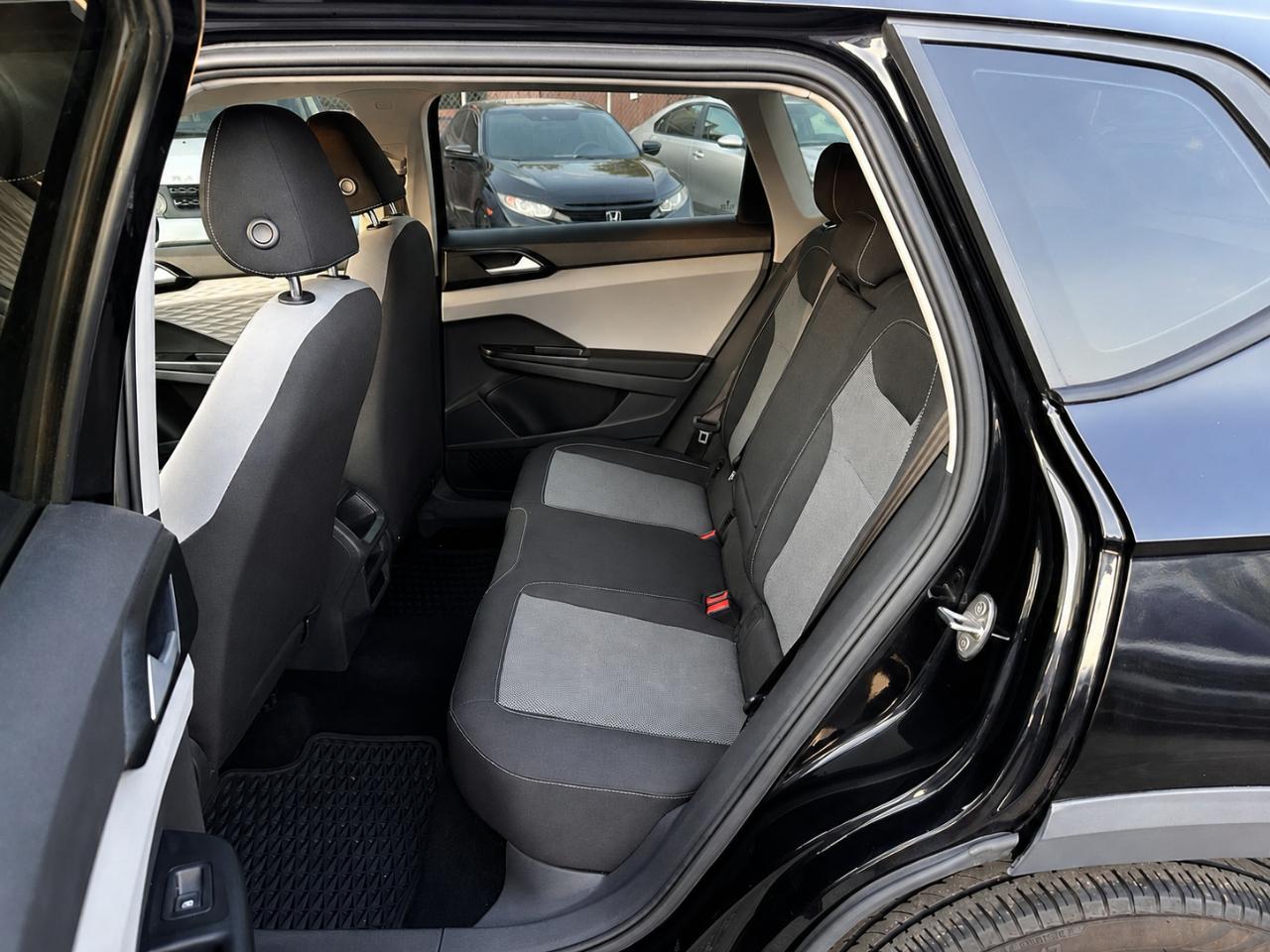 Volkswagen Taos S 2022