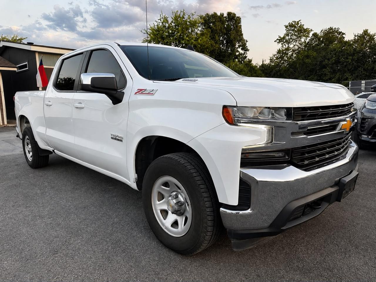 Chevrolet Silverado 1500 Limited LT Crew Cab 4WD 2022