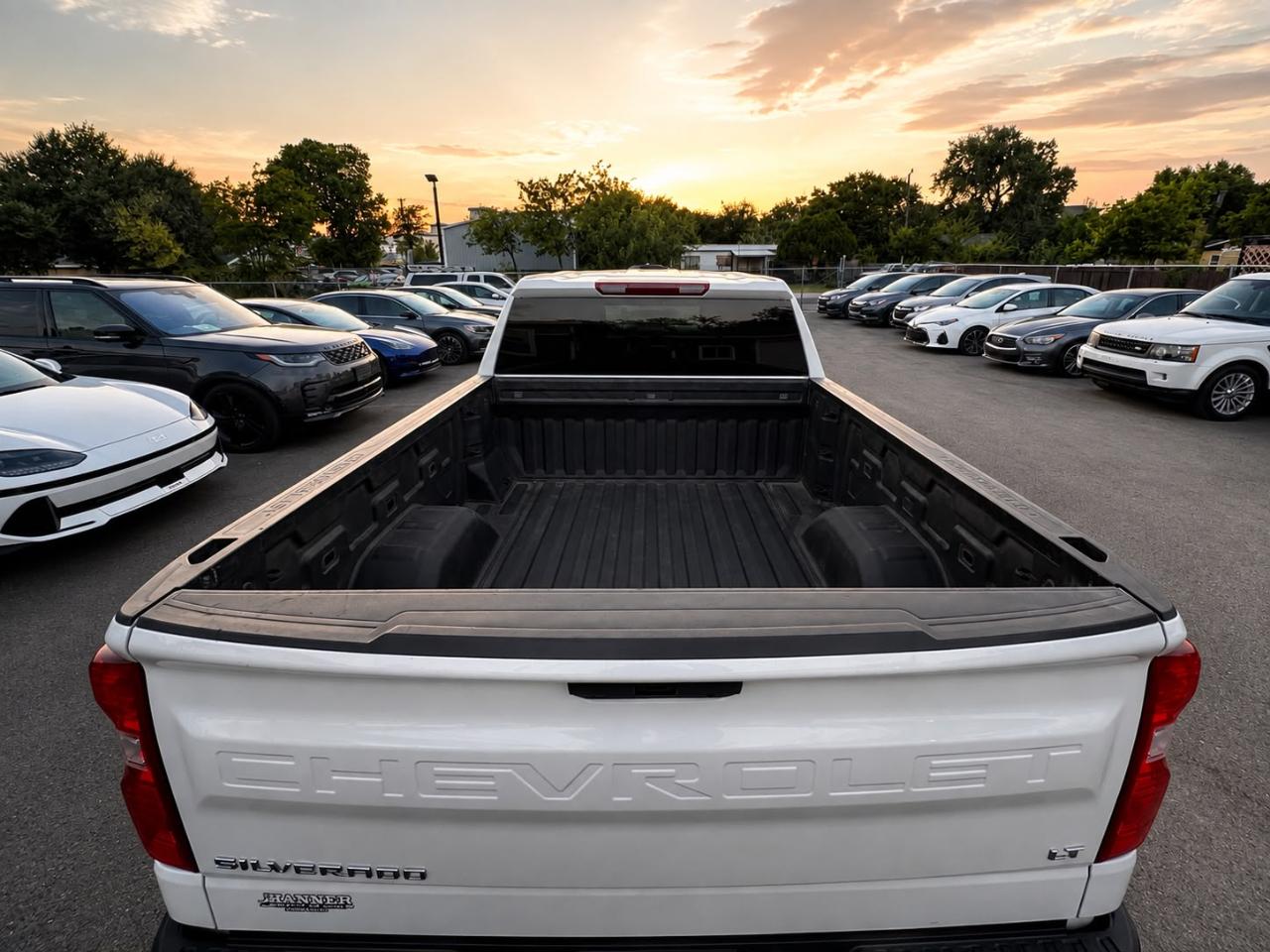 Chevrolet Silverado 1500 Limited LT Crew Cab 4WD 2022