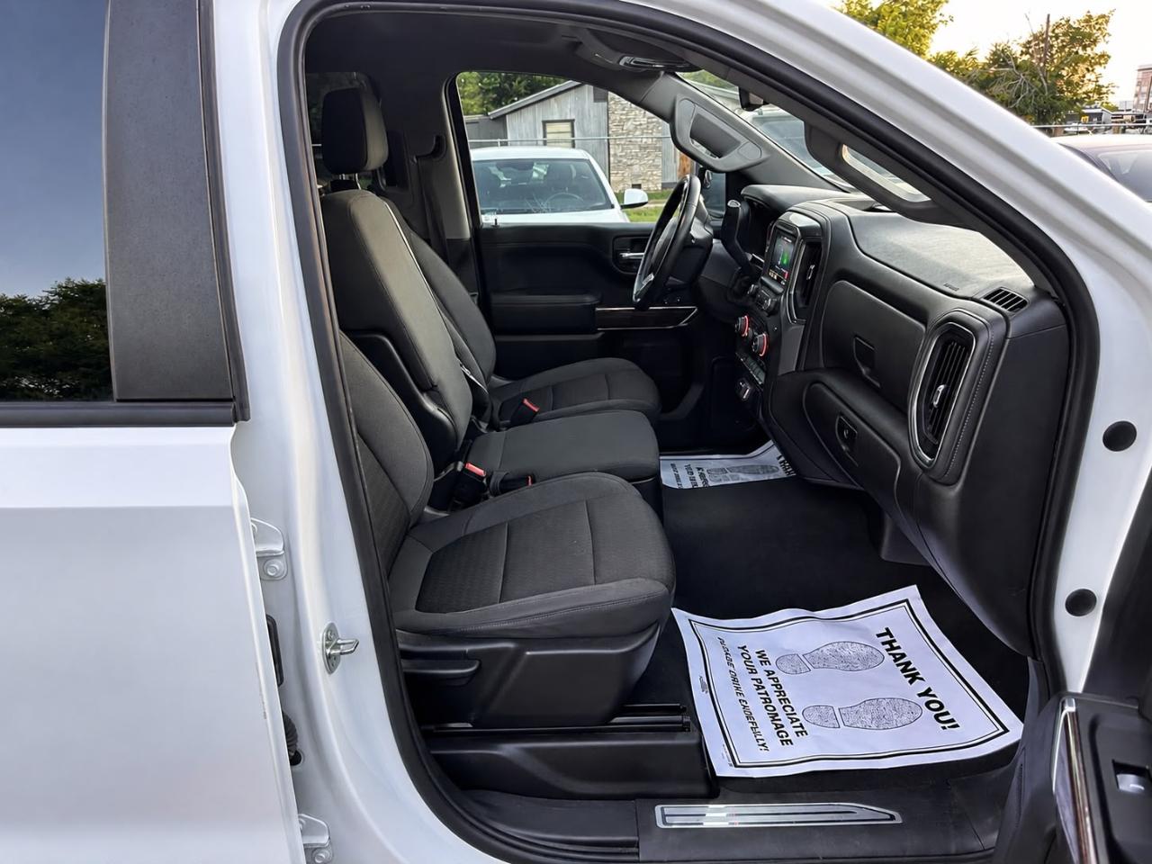 Chevrolet Silverado 1500 Limited LT Crew Cab 4WD 2022