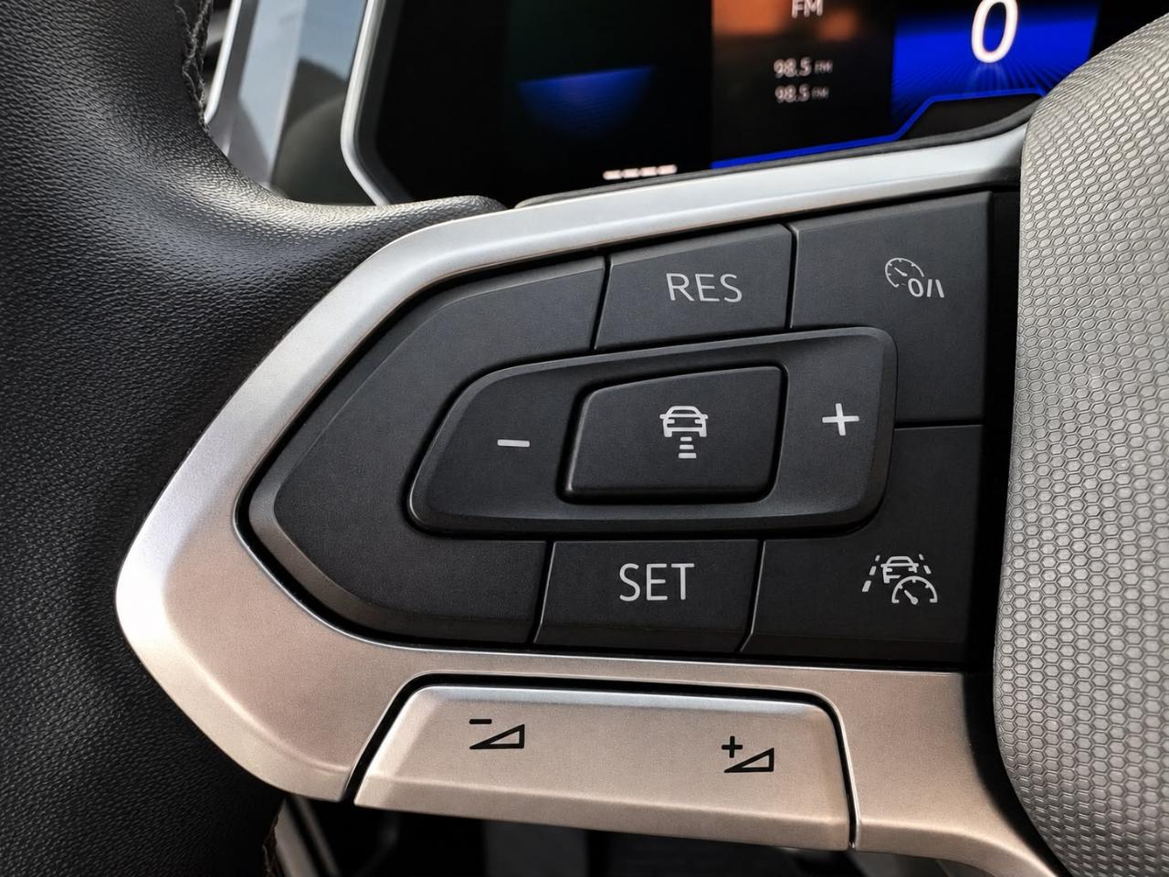 Volkswagen Tiguan SE 2023