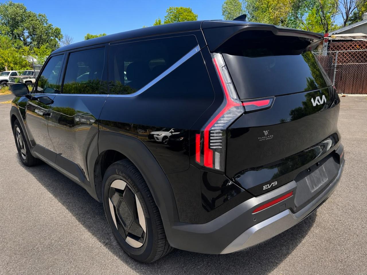 Kia EV9 Light Long Range 2024