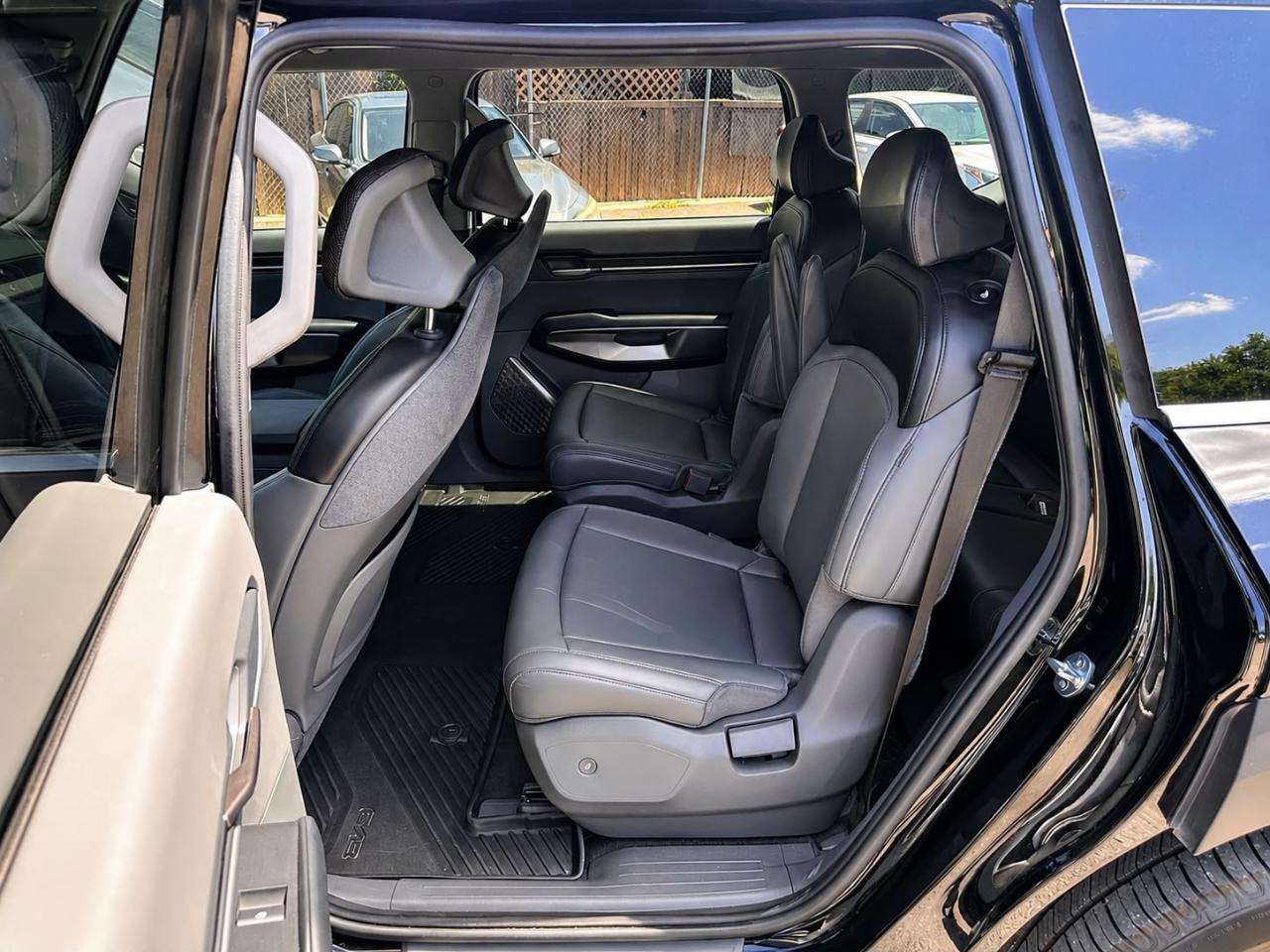Kia EV9 Light Long Range 2024