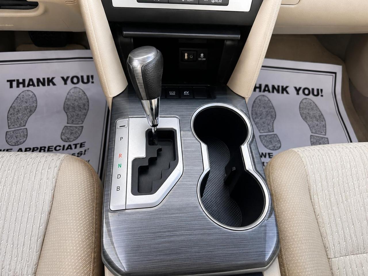 Toyota Camry Hybrid LE 2014