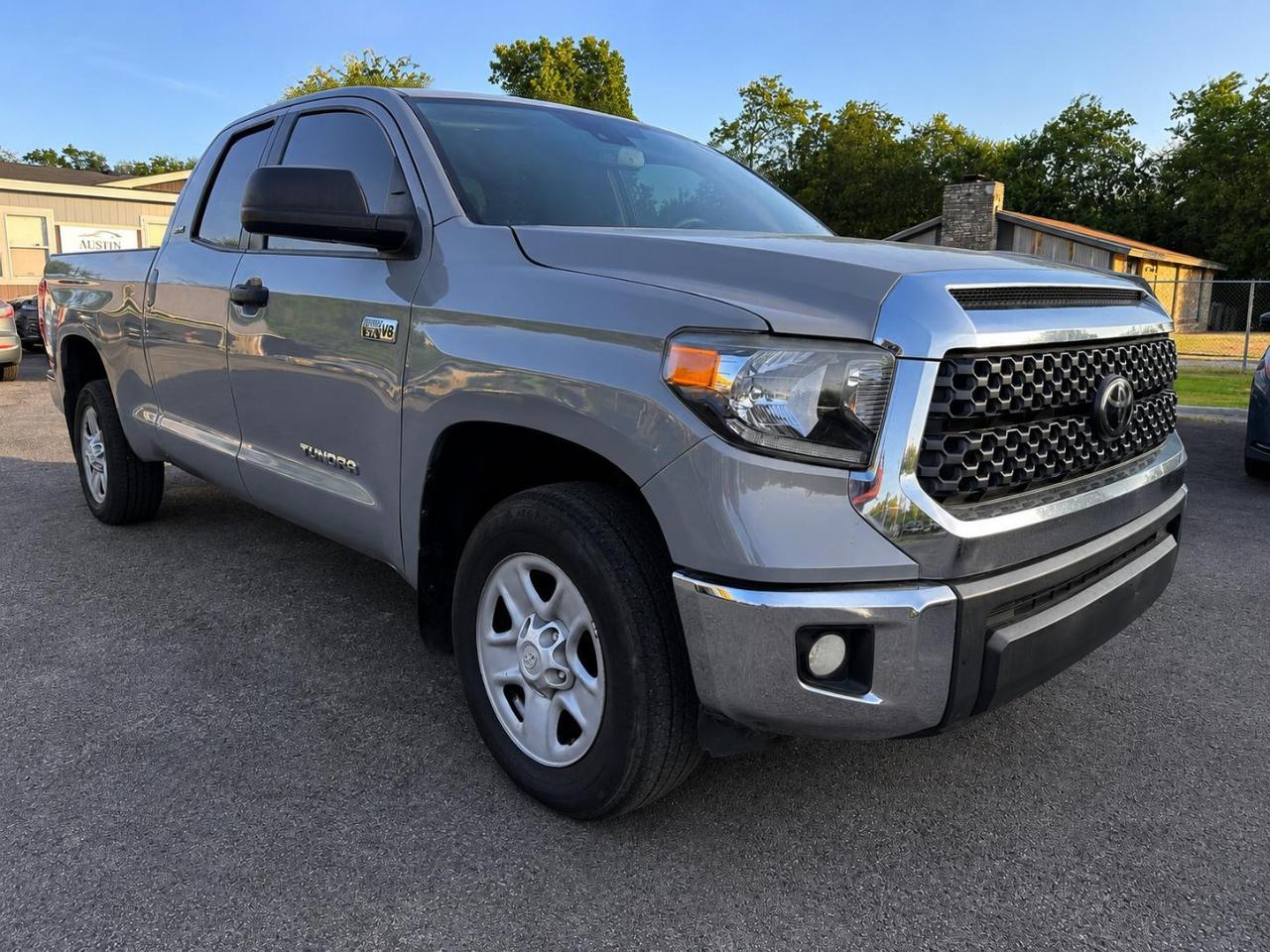 Toyota Tundra  2021