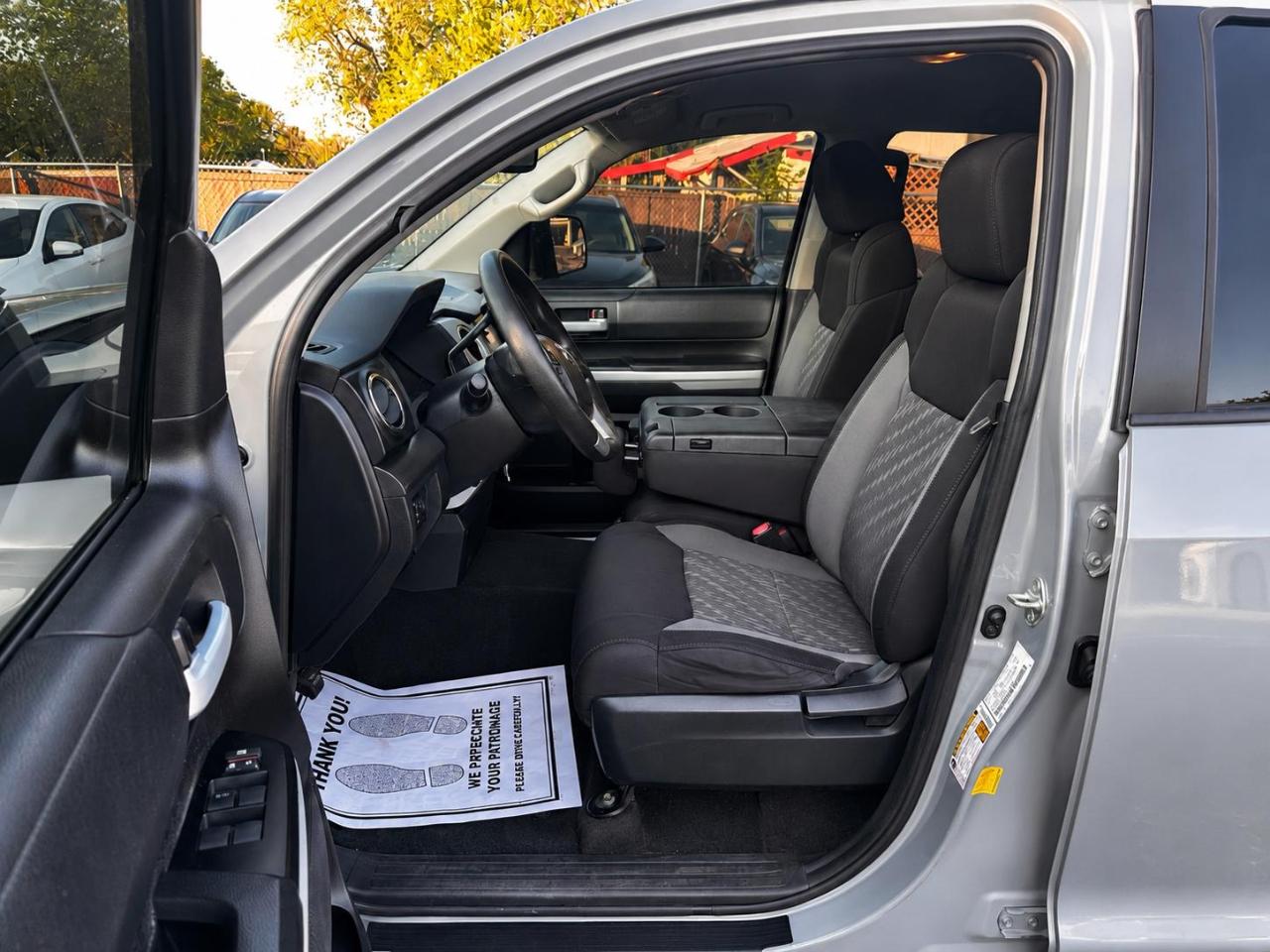 Toyota Tundra  2021