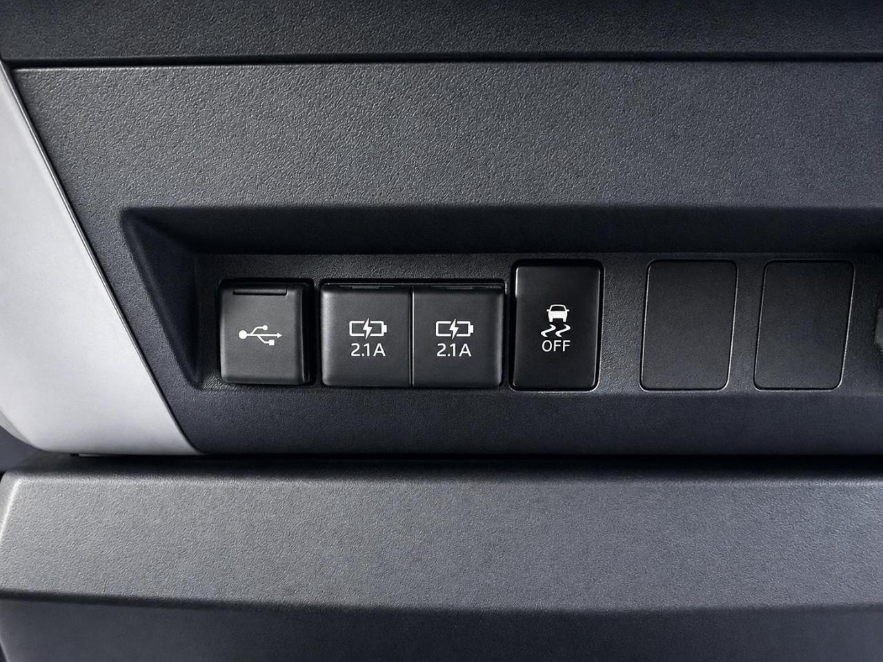 Toyota Tundra  2021