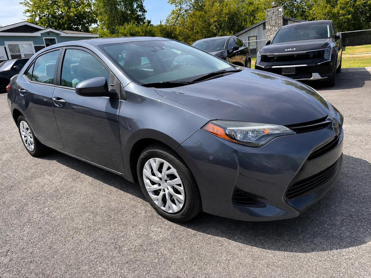 Toyota Corolla LE CVT 2017