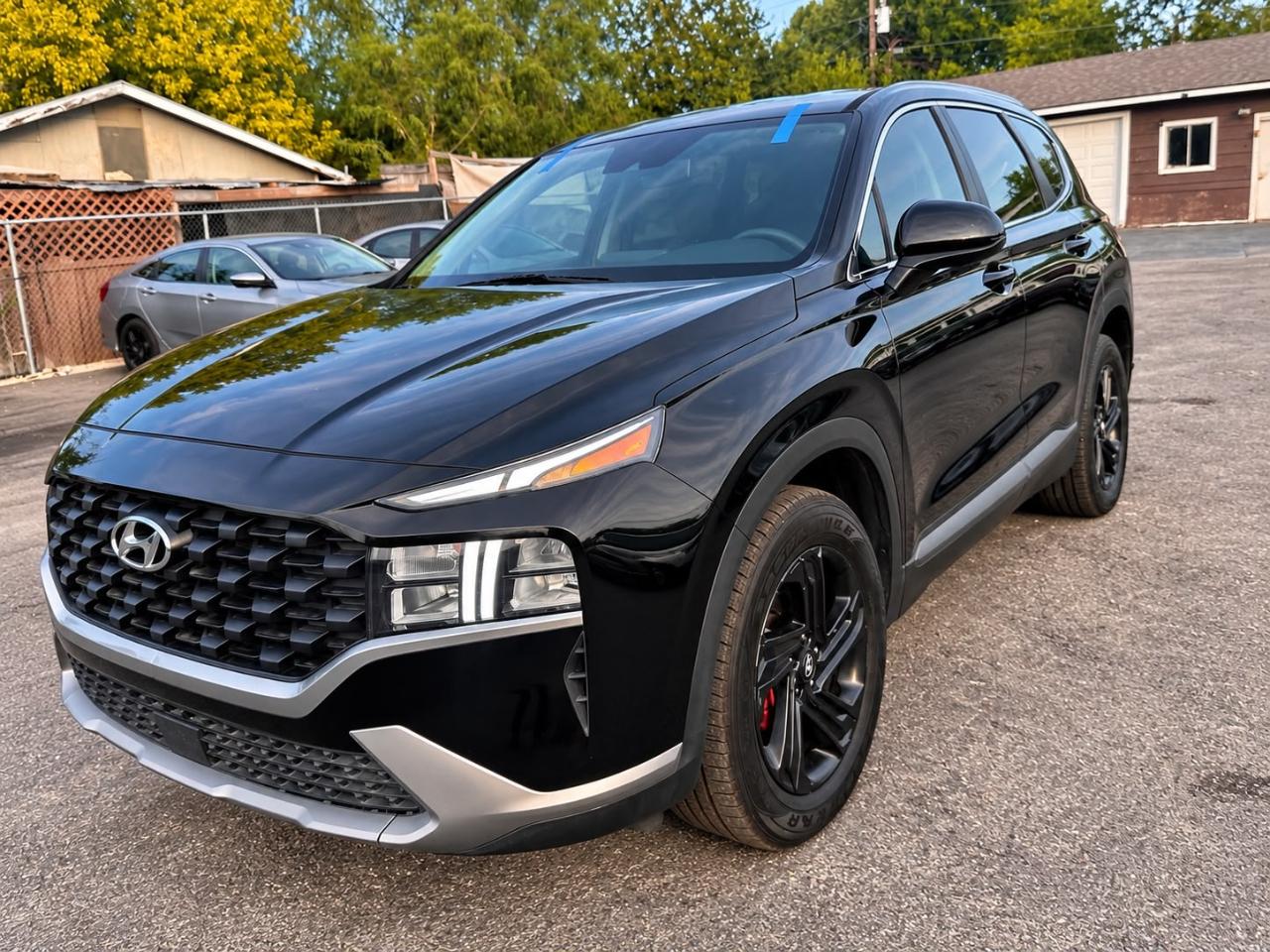 Hyundai Santa Fe SE 2023