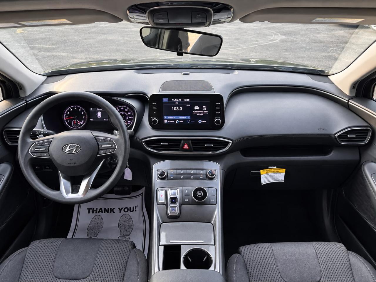 Hyundai Santa Fe SE 2023