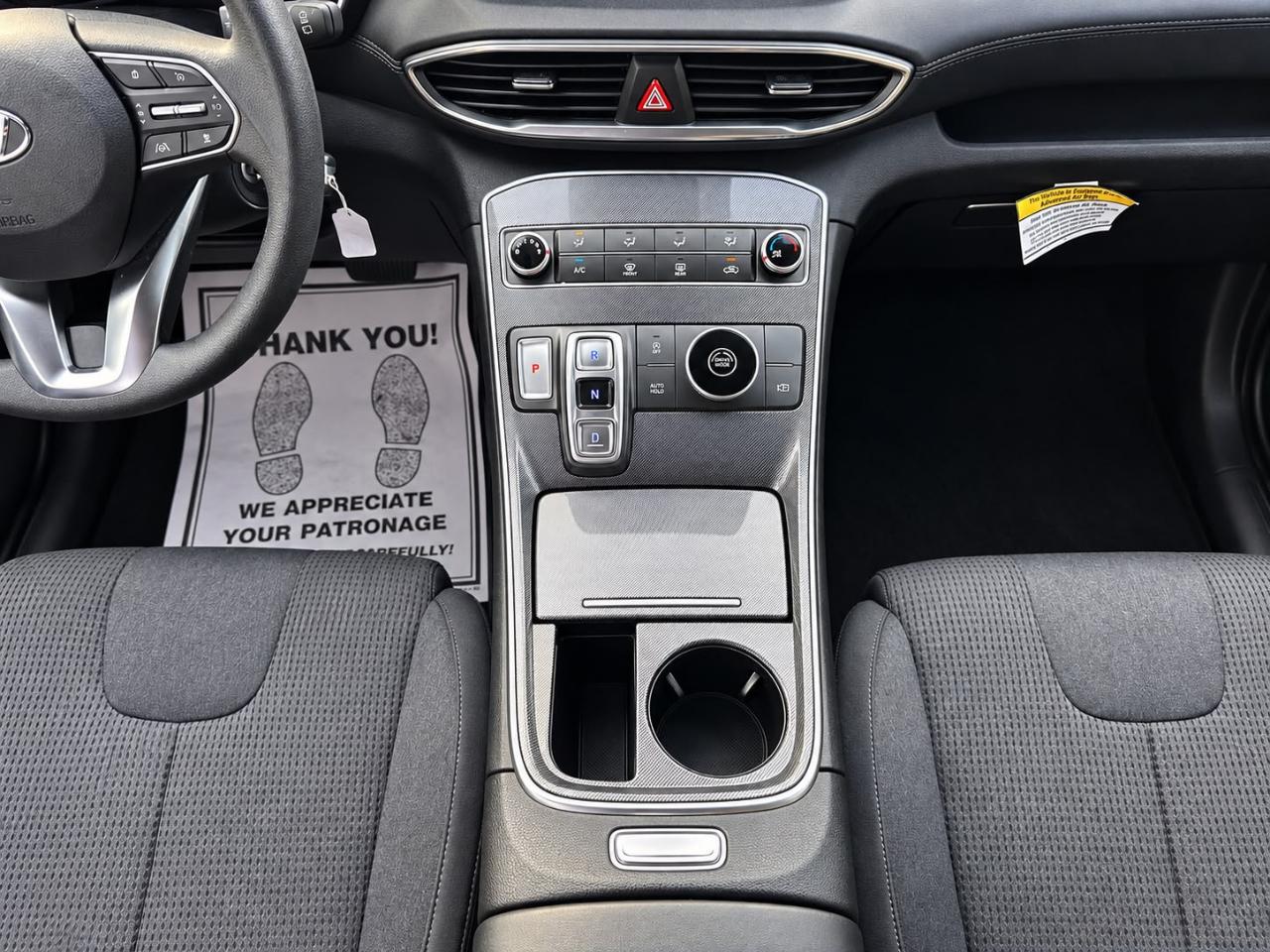 Hyundai Santa Fe SE 2023