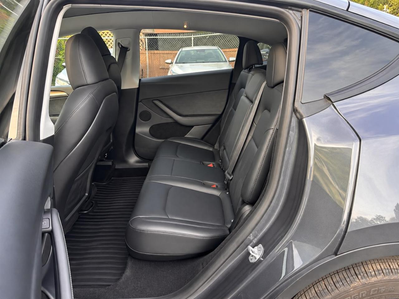 Tesla Model Y Long Range 2023
