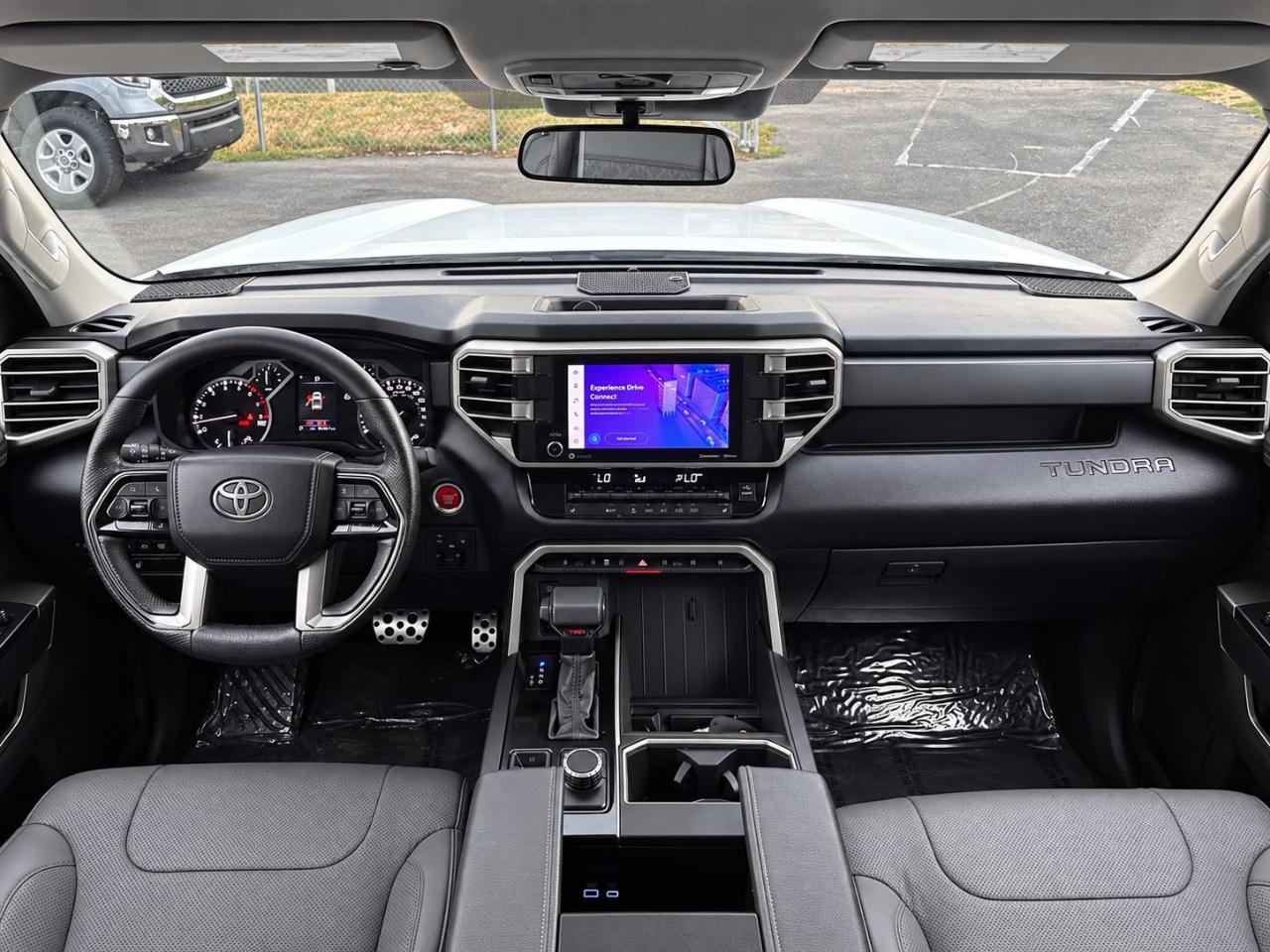 Toyota Tundra SR5 CrewMax 4WD 2023