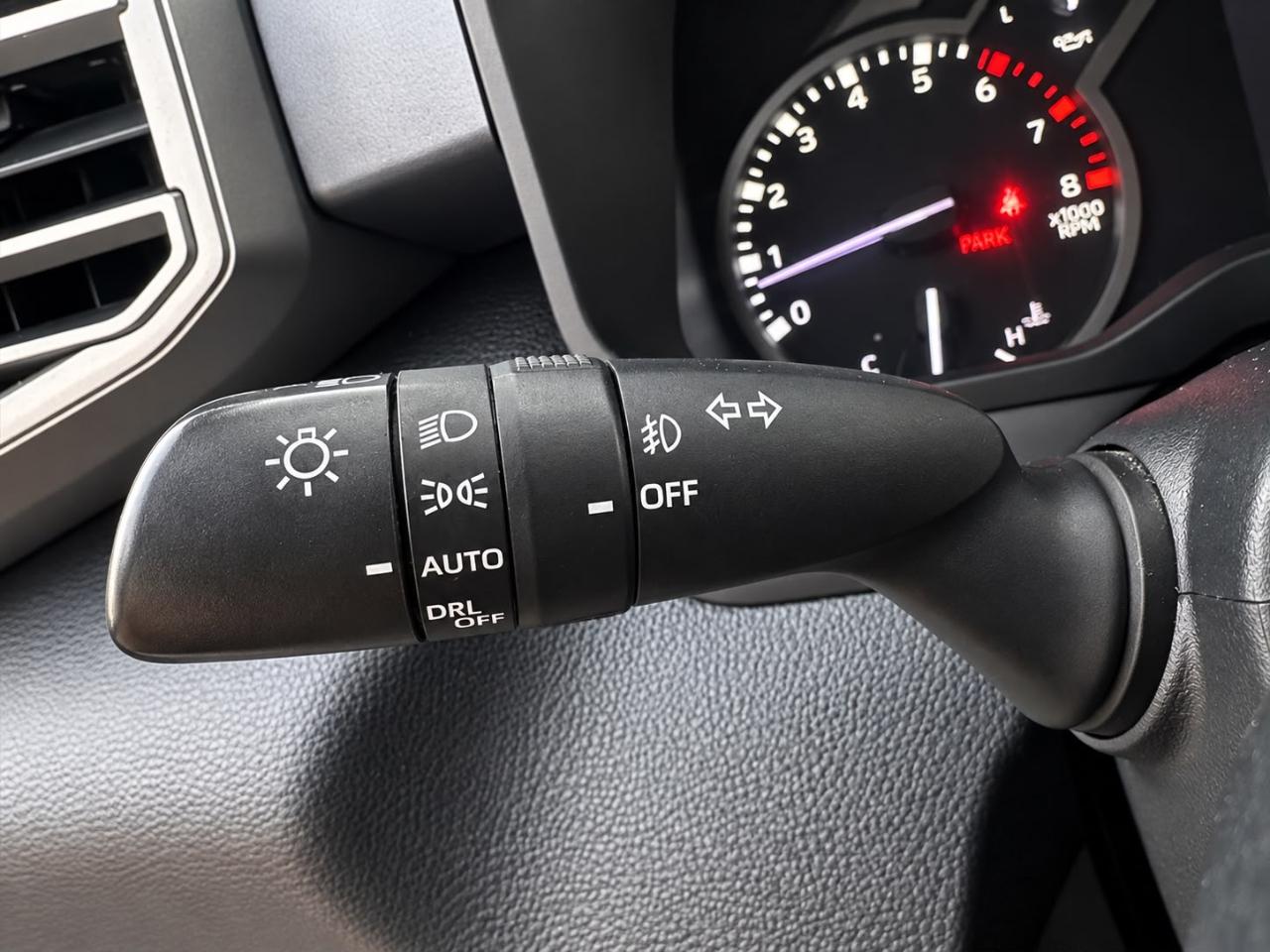 Toyota Tundra SR5 CrewMax 4WD 2023