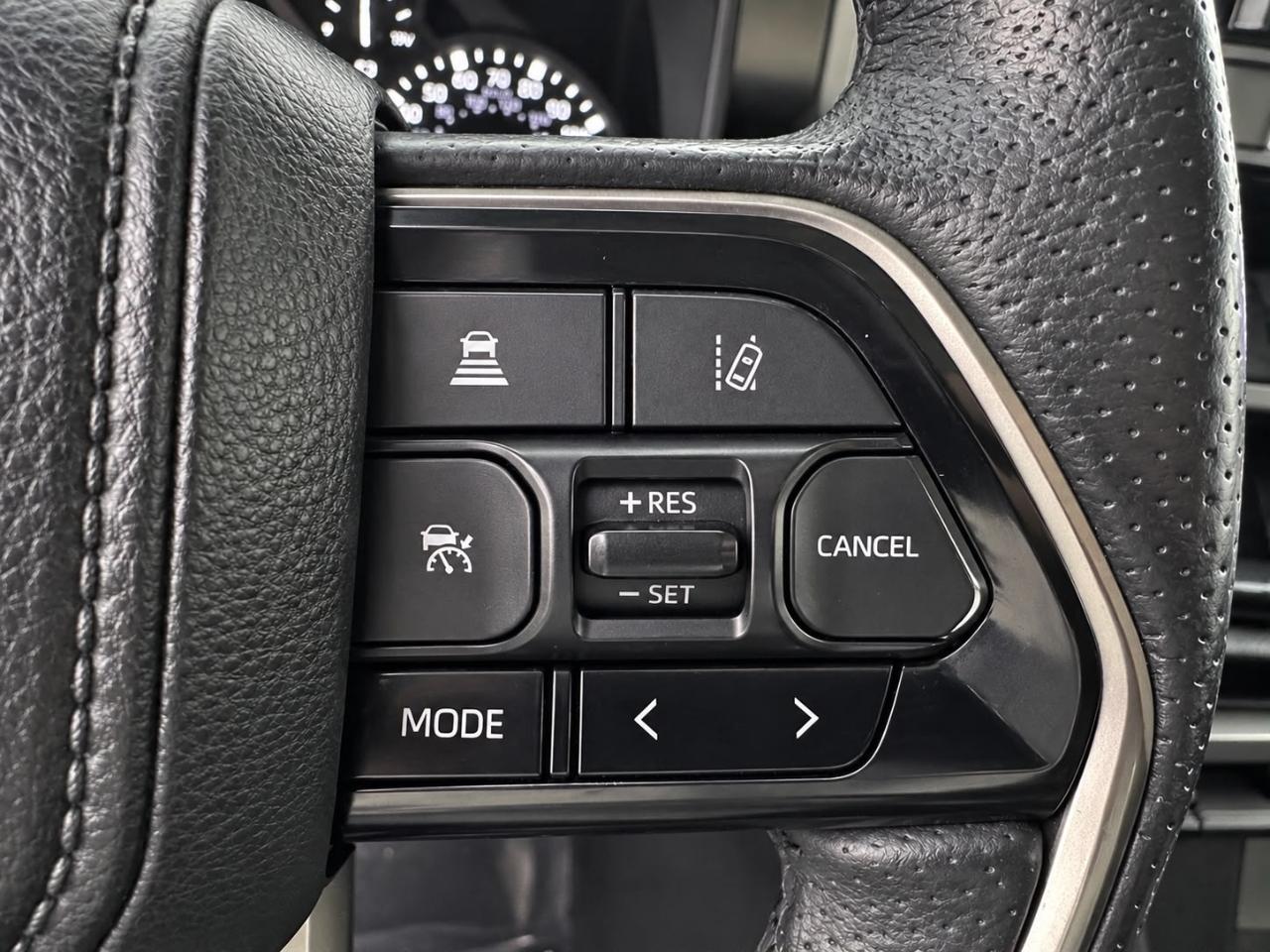 Toyota Tundra SR5 CrewMax 4WD 2023