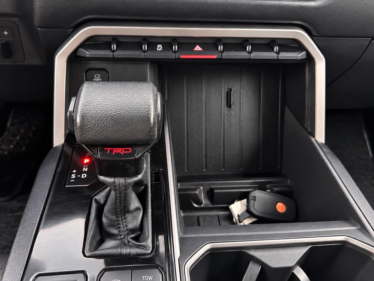 Toyota Tundra SR5 CrewMax 4WD 2023