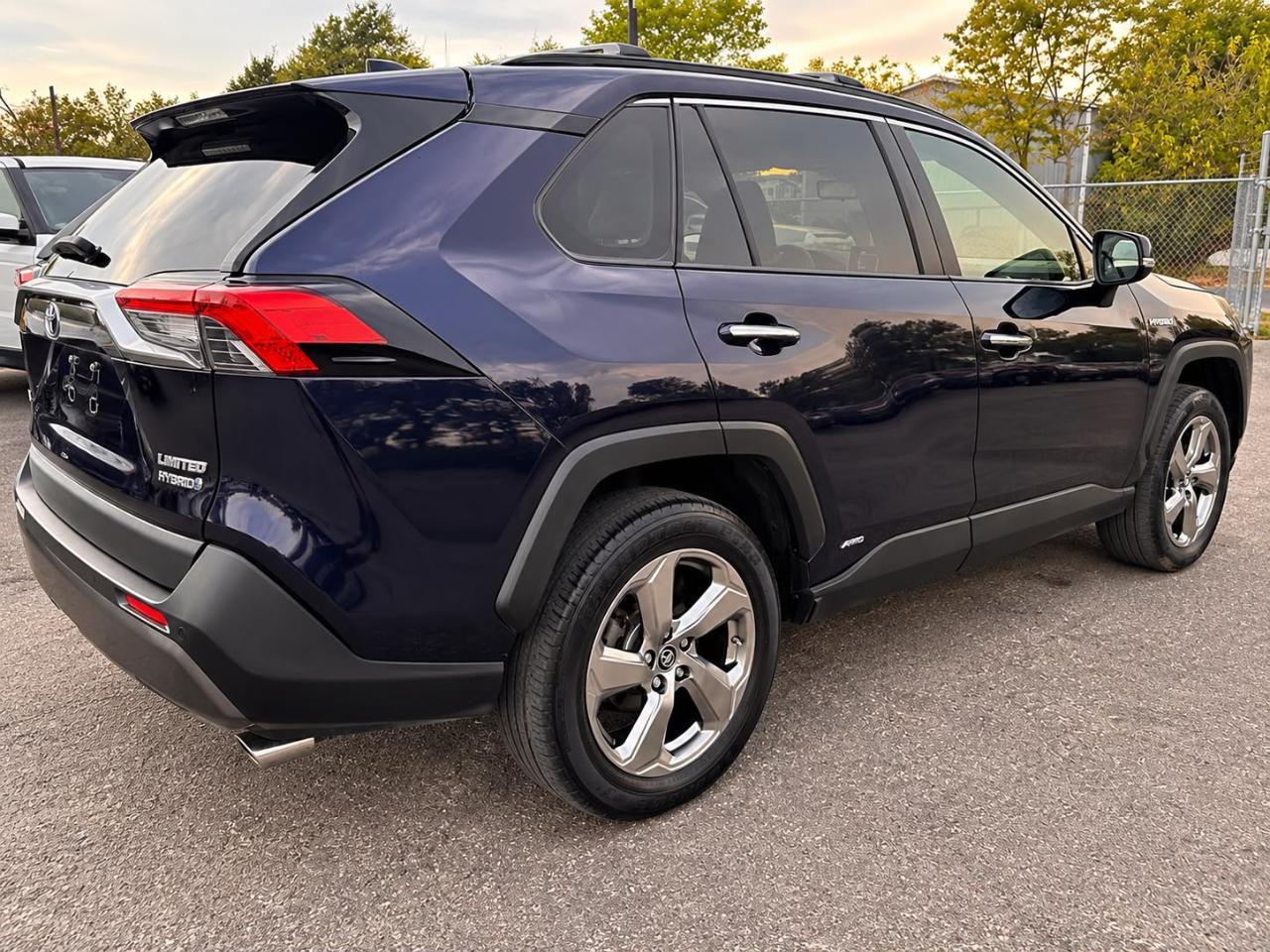 Toyota RAV4 Hybrid  2019