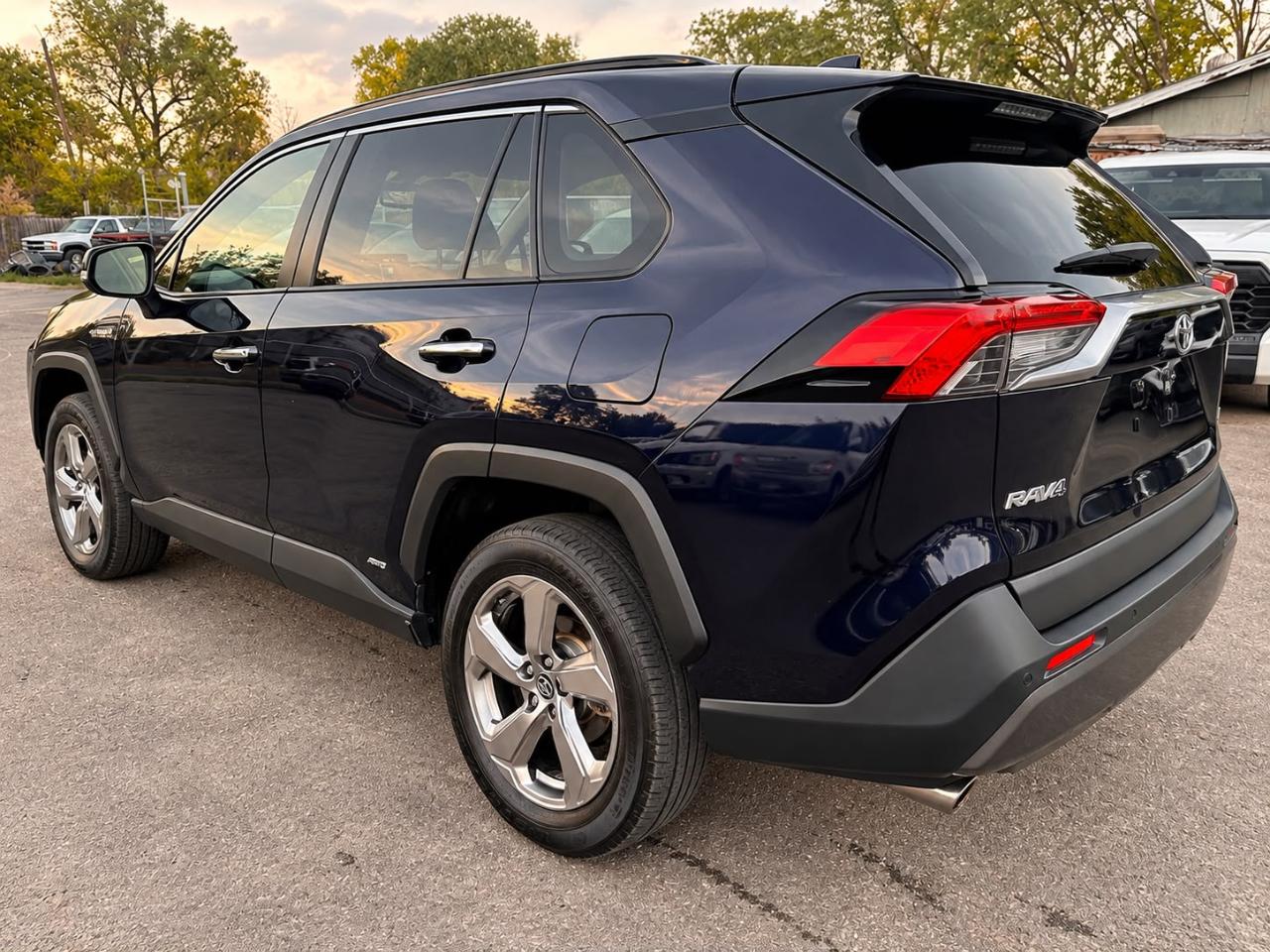 Toyota RAV4 Hybrid  2019