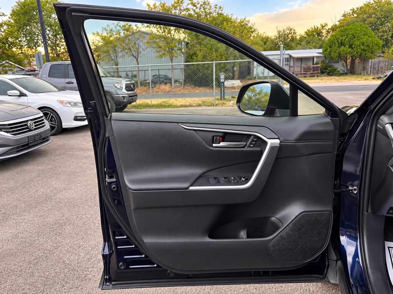 Toyota RAV4 Hybrid  2019