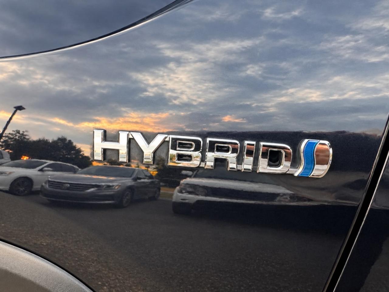 Toyota RAV4 Hybrid  2019
