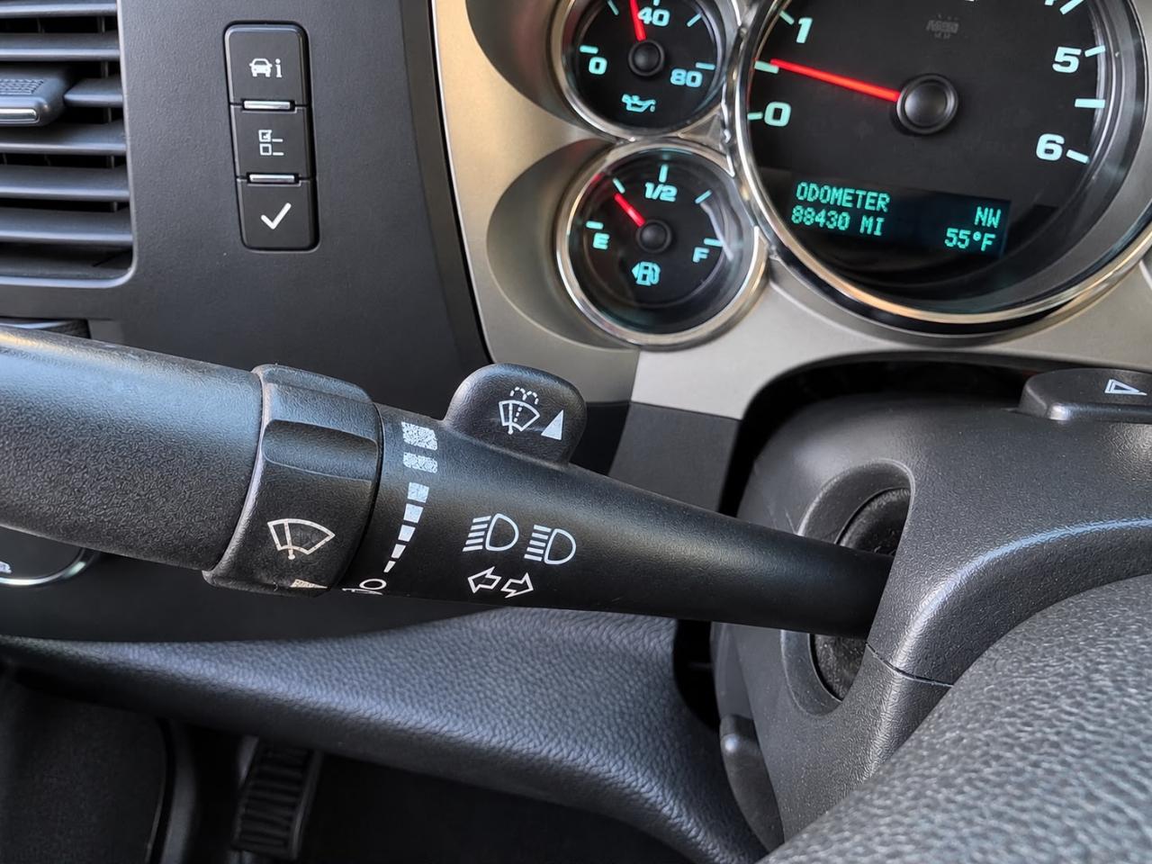 Chevrolet Silverado 2500HD LT Crew Cab 2WD 2011