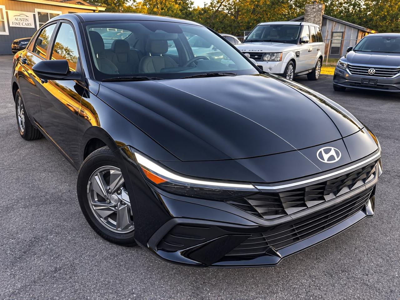 Hyundai Elantra SE 2024