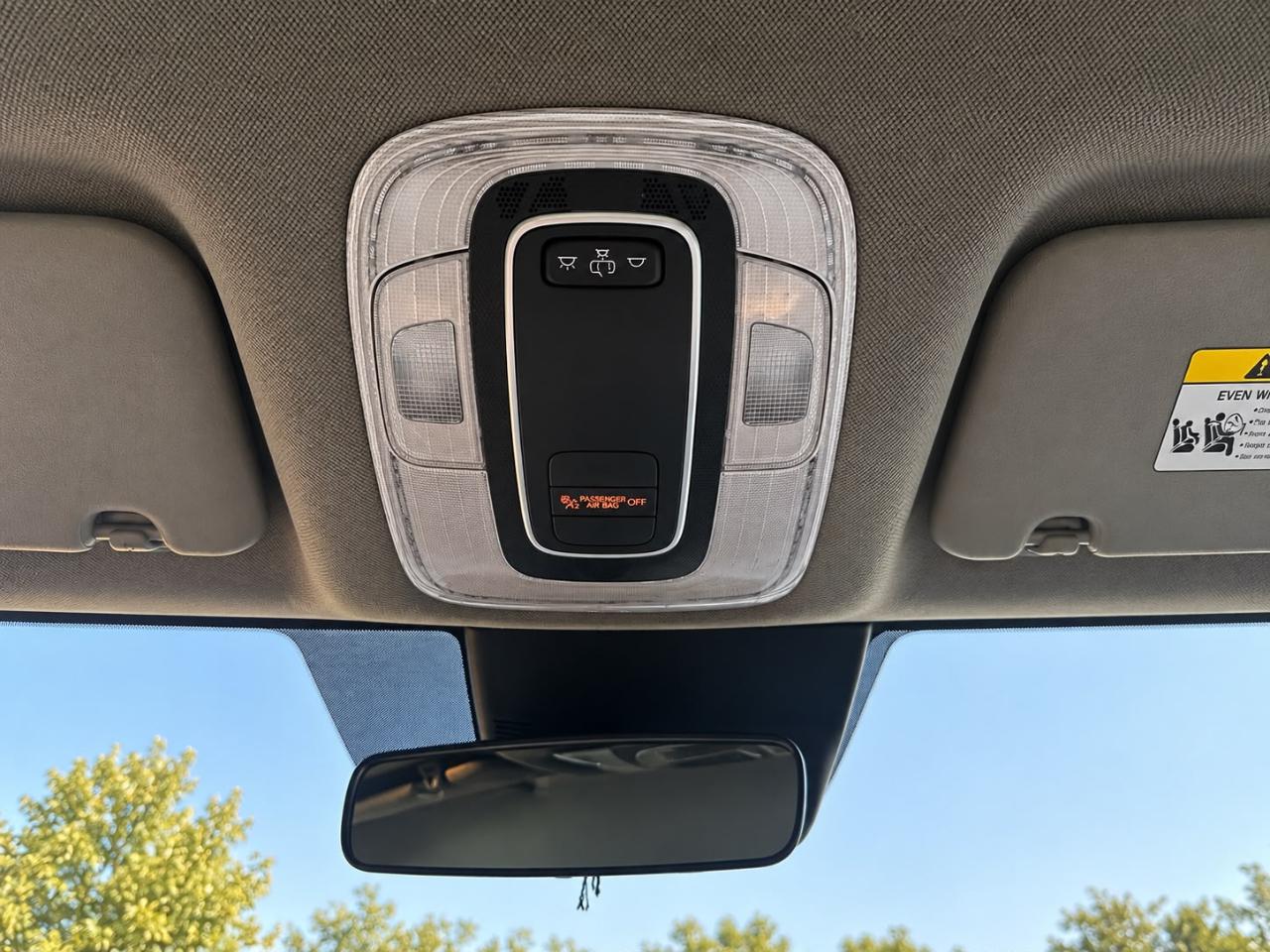 Hyundai Elantra SE 2024