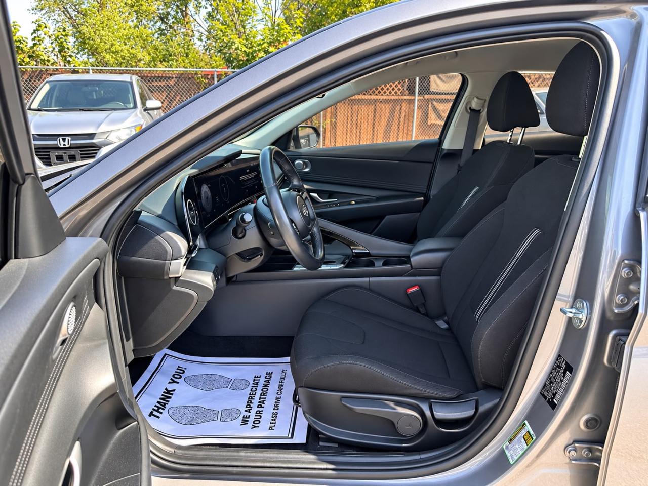 Hyundai Elantra  2023