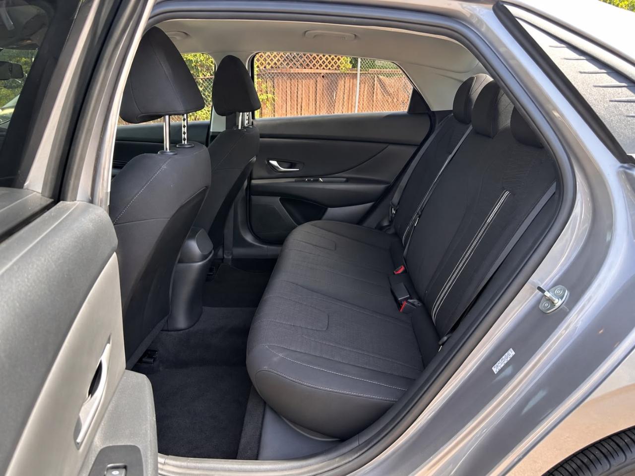 Hyundai Elantra  2023