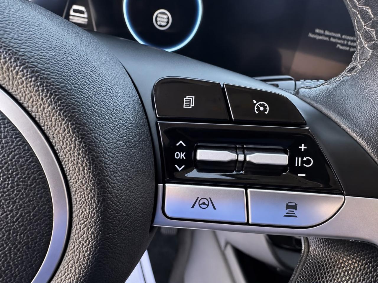 Hyundai Elantra  2023
