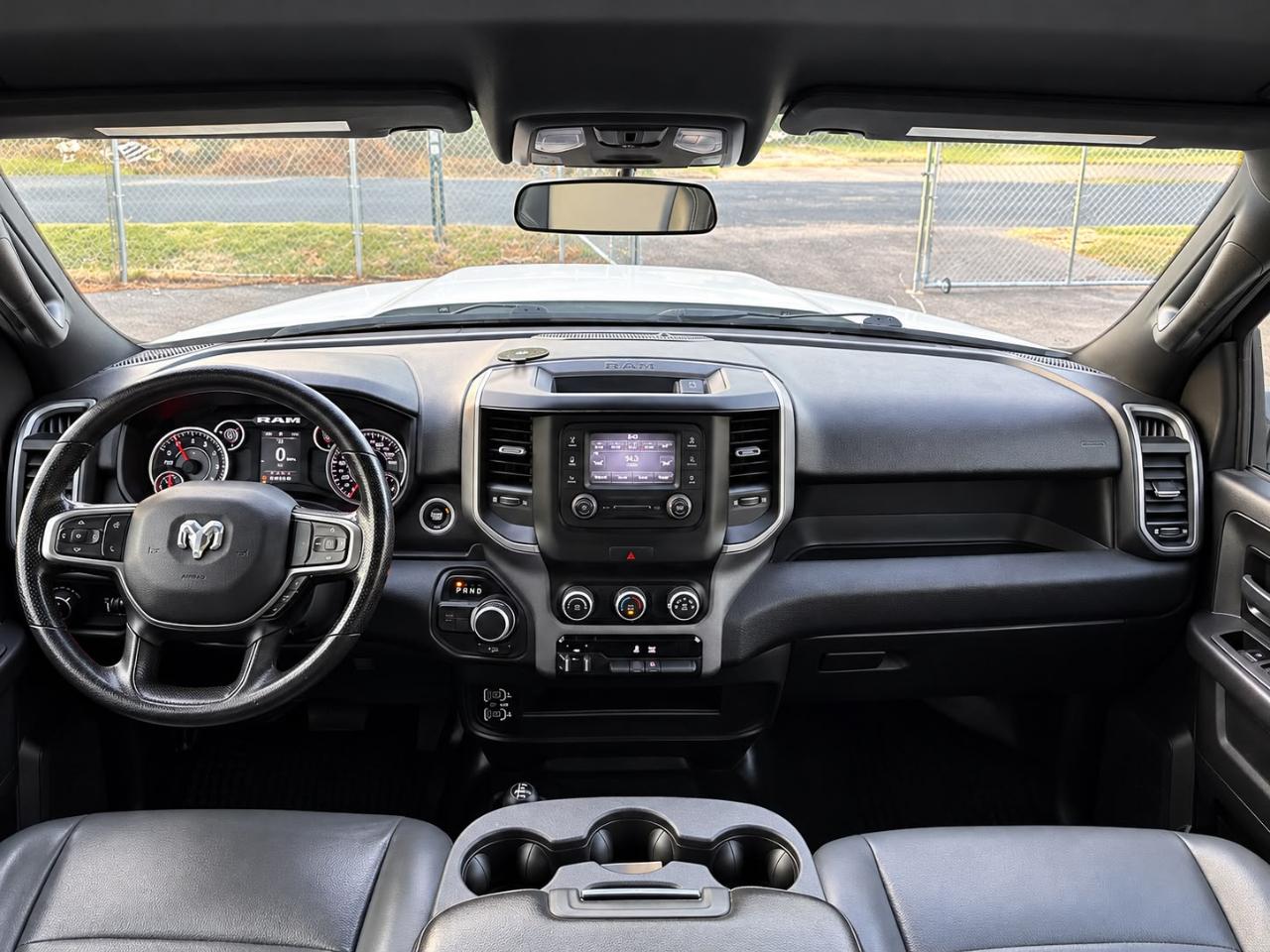 RAM 2500 Tradesman Crew Cab SWB 4WD 2023