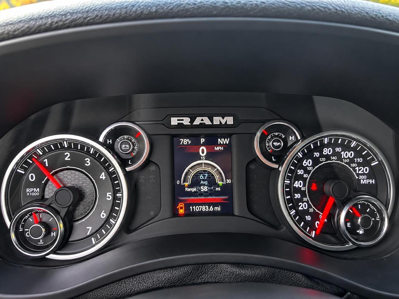 RAM 2500 Tradesman Crew Cab SWB 4WD 2023