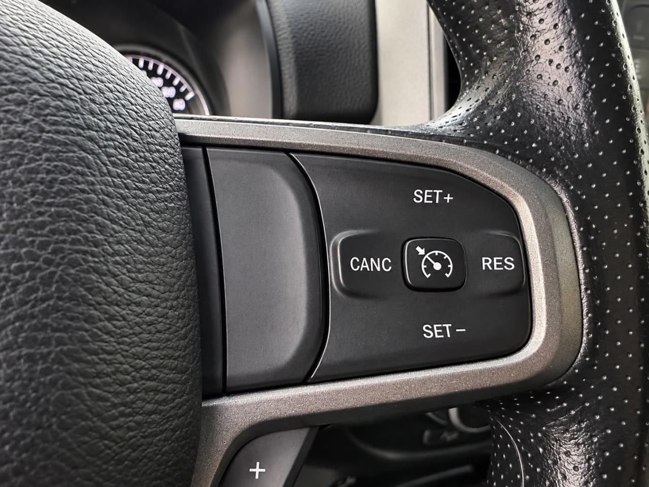 RAM 2500 Tradesman Crew Cab SWB 4WD 2023