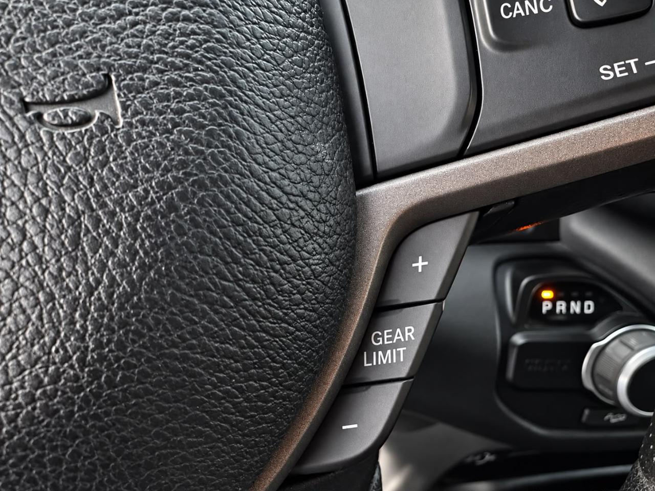 RAM 2500 Tradesman Crew Cab SWB 4WD 2023
