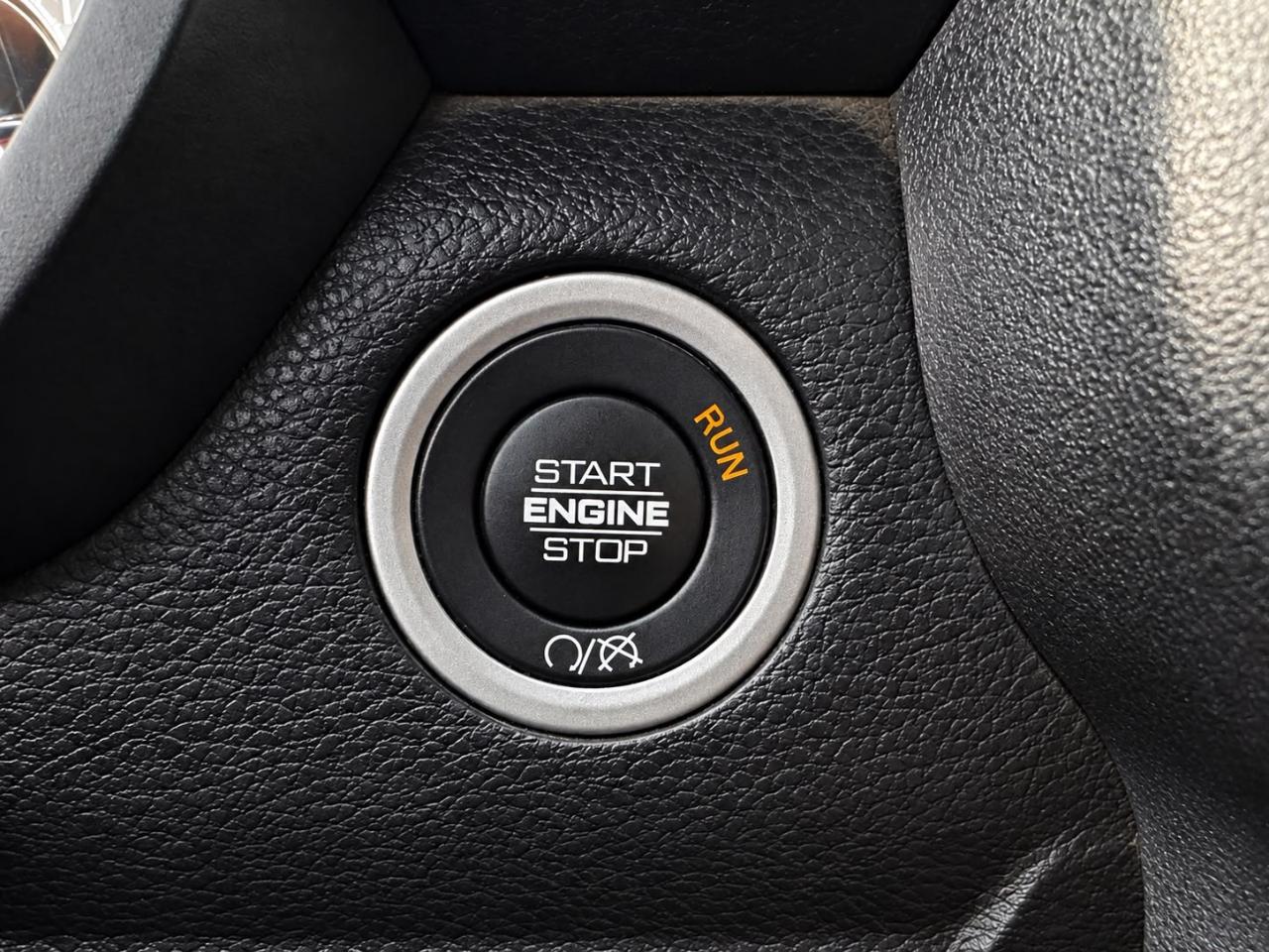 RAM 2500 Tradesman Crew Cab SWB 4WD 2023