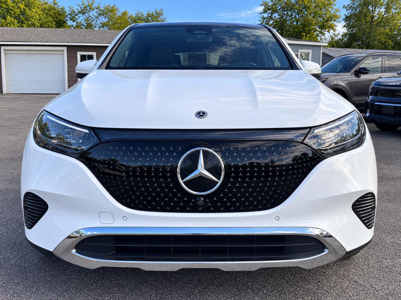 Mercedes-Benz EQE 350+ 2023