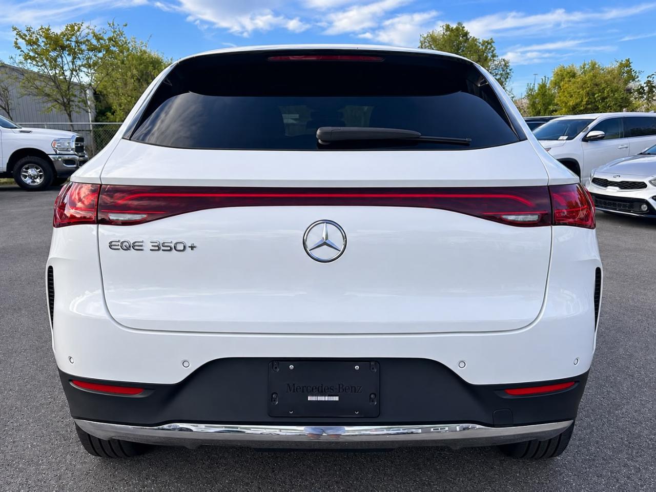 Mercedes-Benz EQE 350+ 2023