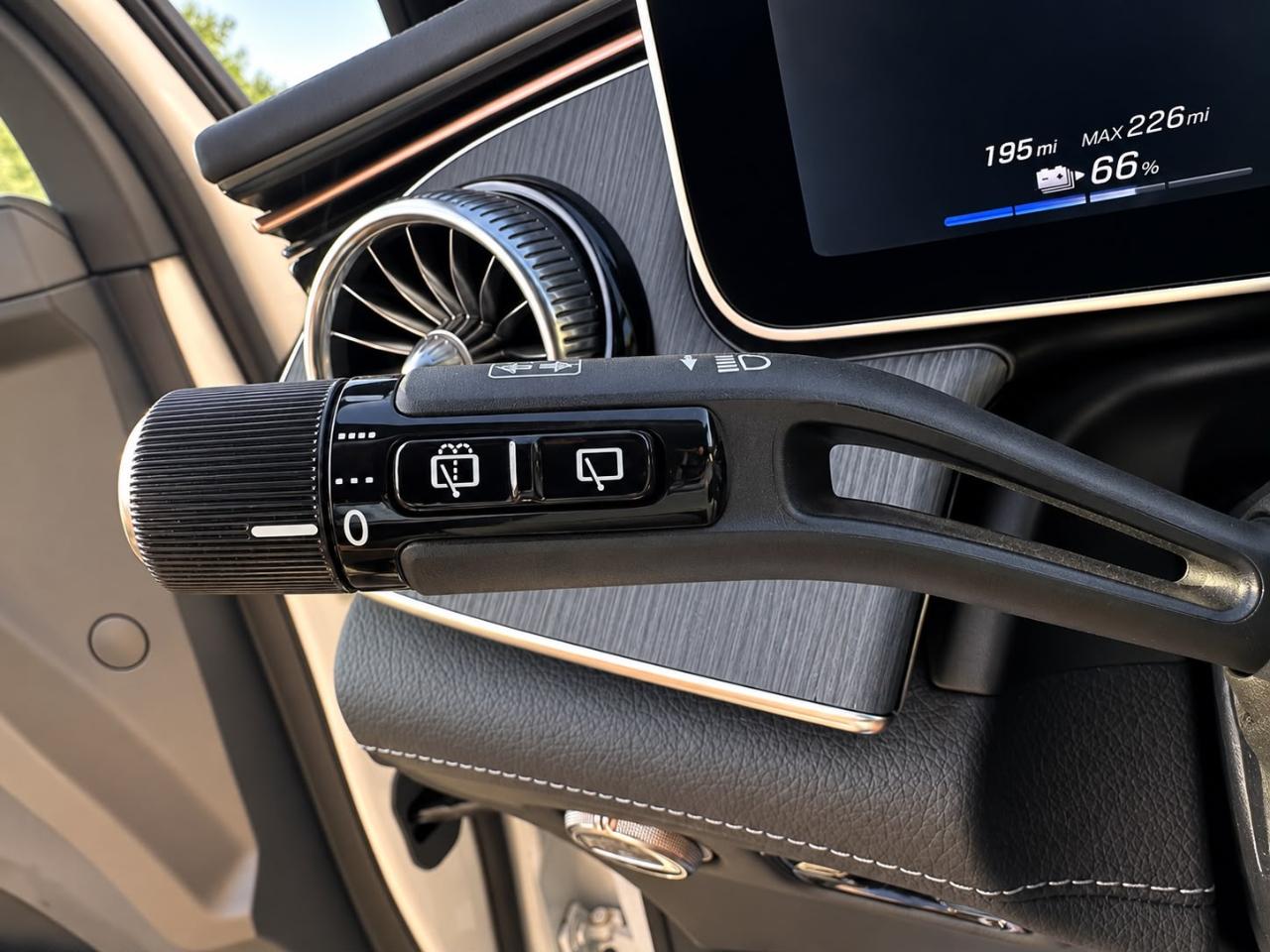 Mercedes-Benz EQE 350+ 2023