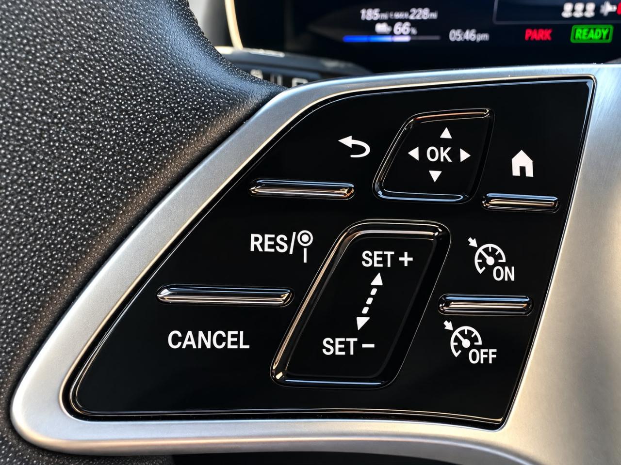 Mercedes-Benz EQE 350+ 2023