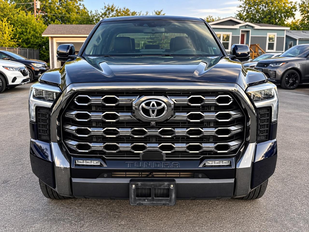 Toyota Tundra  2022