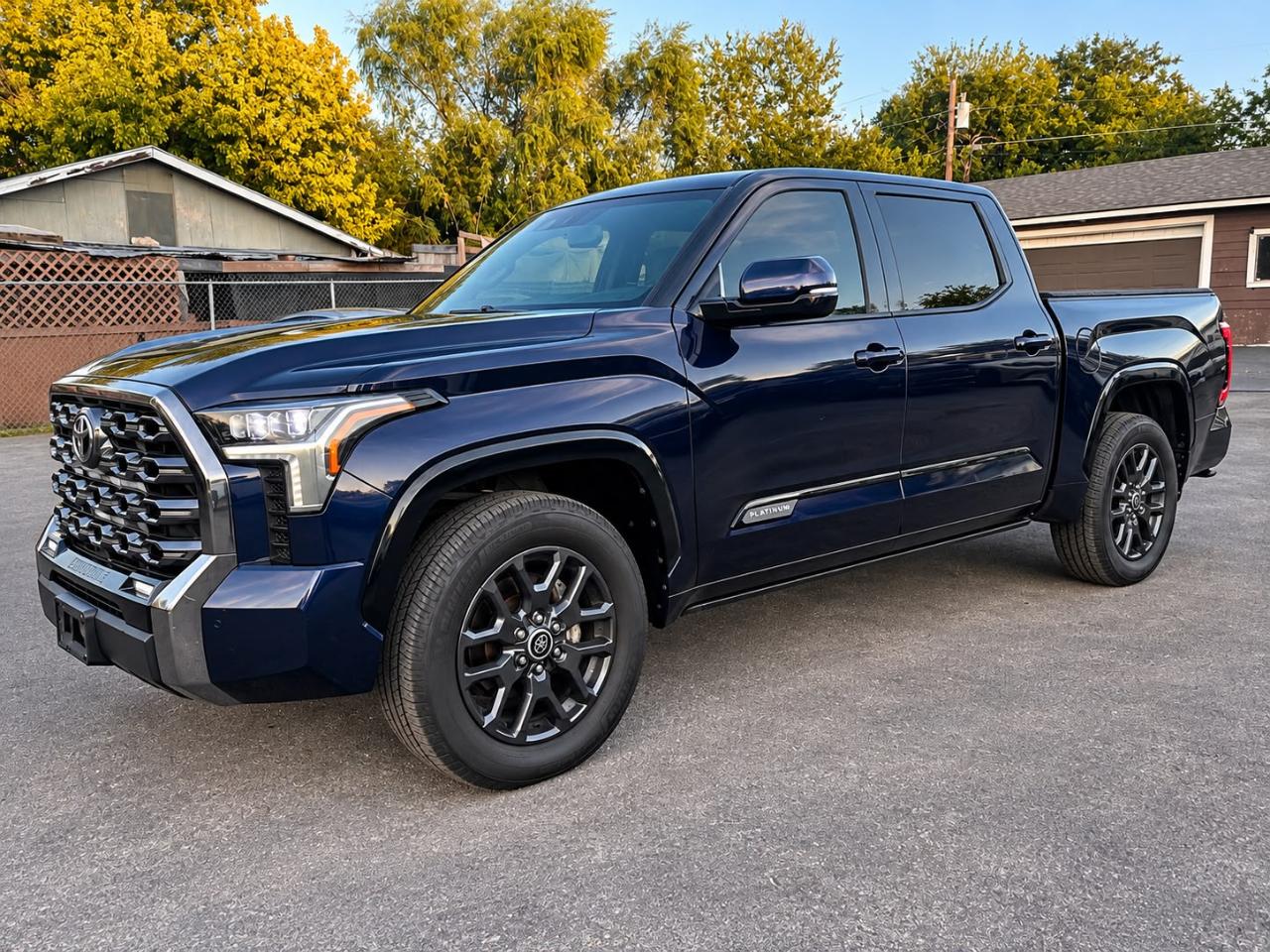 Toyota Tundra  2022