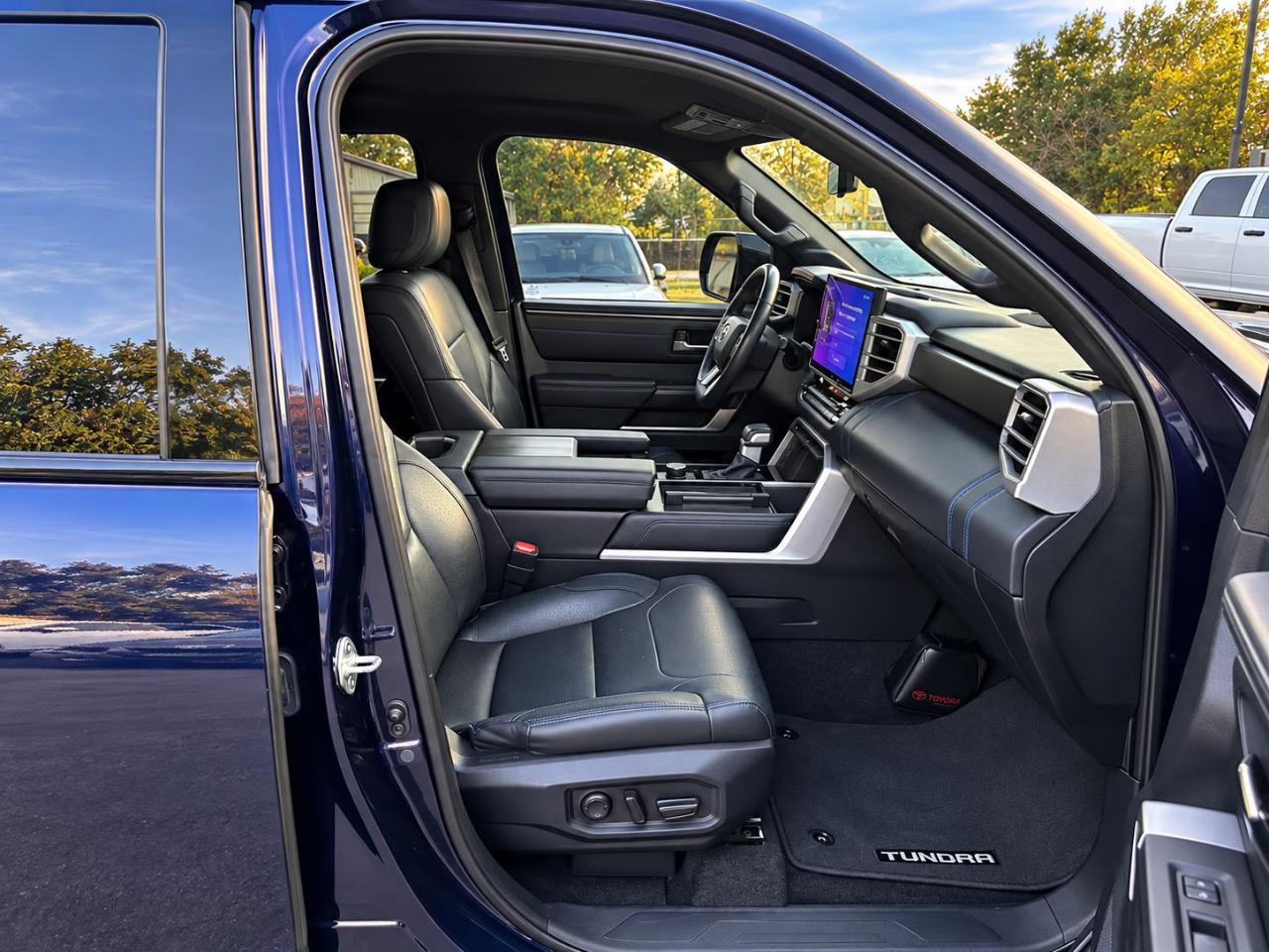 Toyota Tundra  2022