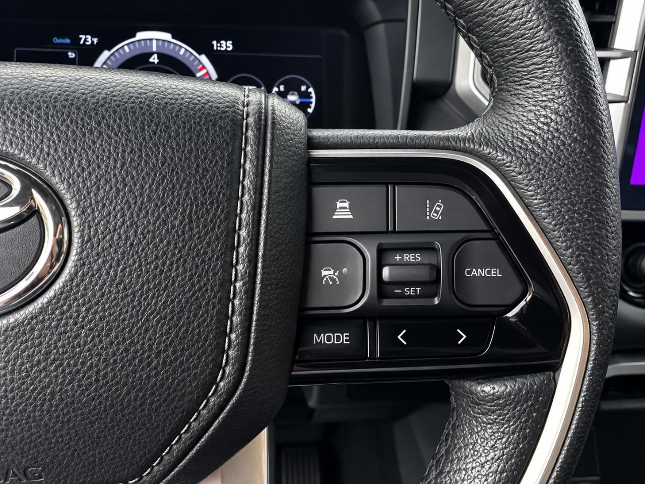 Toyota Tundra  2022