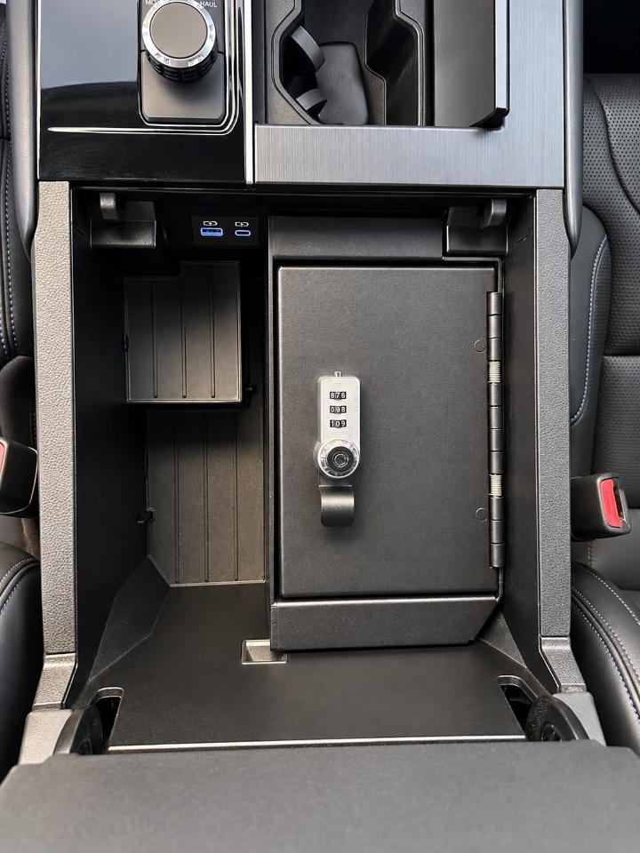 Toyota Tundra  2022