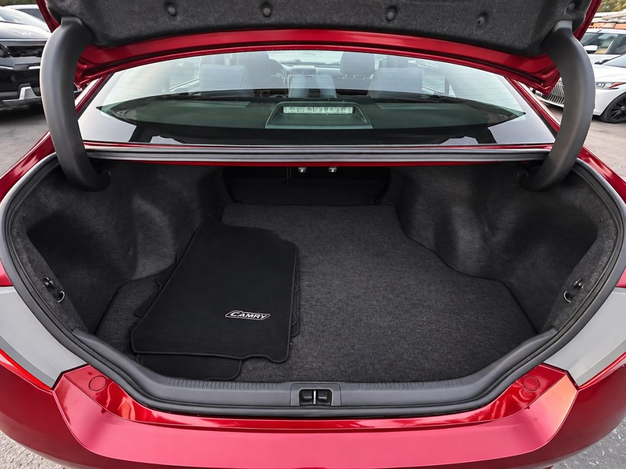 Toyota Camry SE 2017