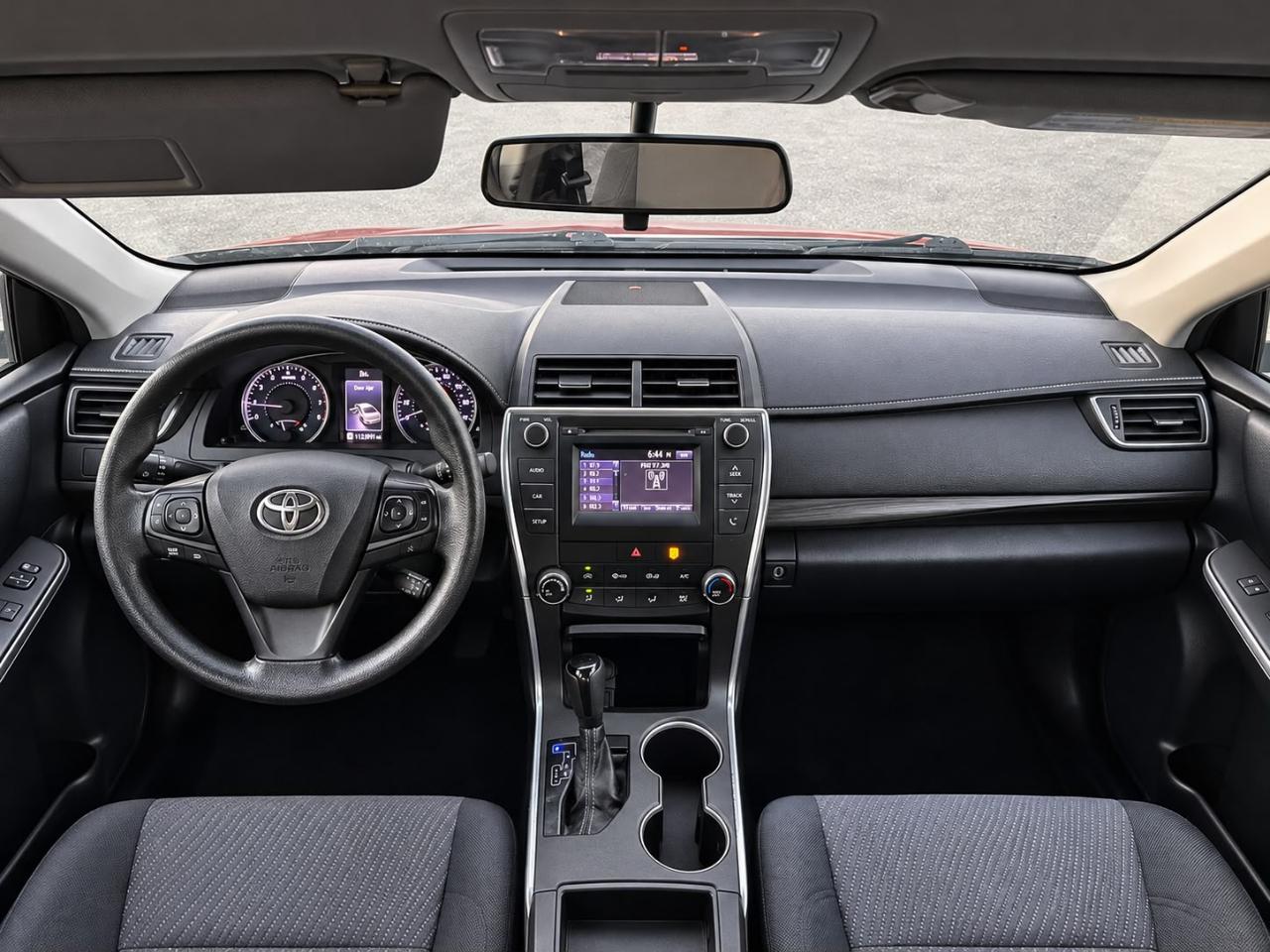 Toyota Camry SE 2017