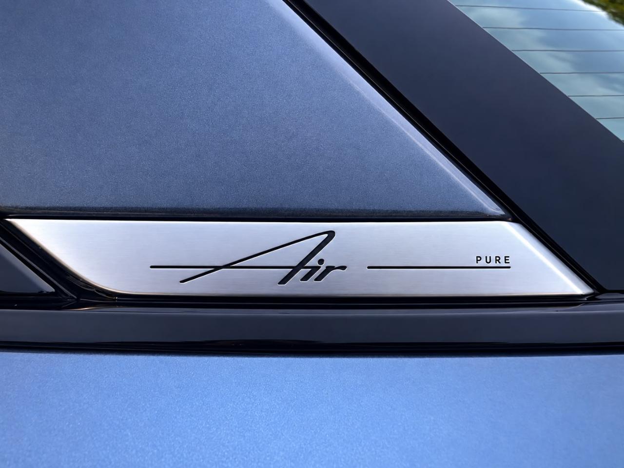 Lucid Air Pure 2024